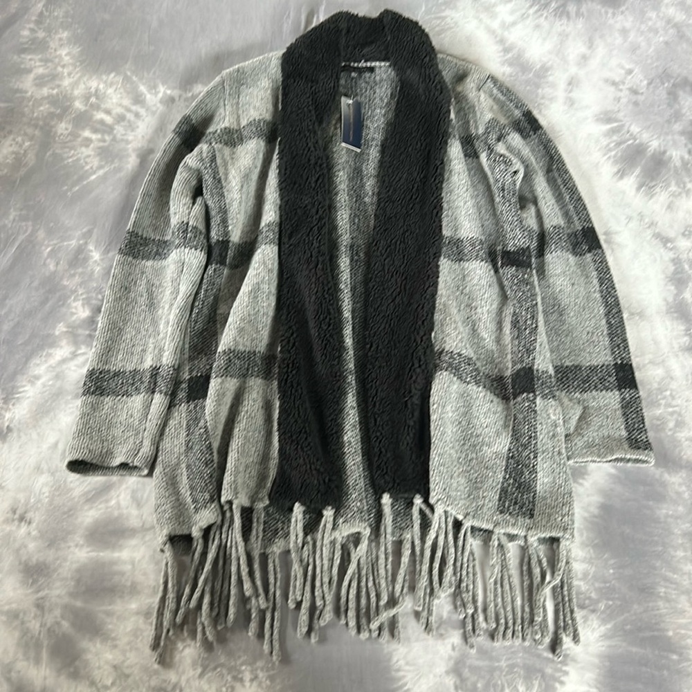 Adrienne Vittadini Black and Grey Cardigan with Pockets